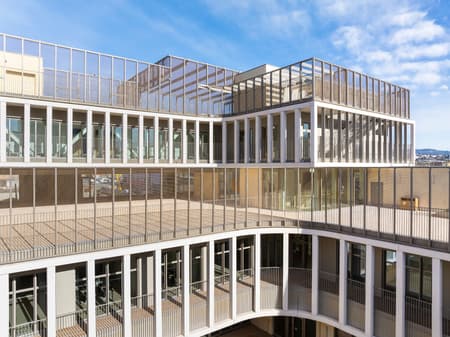 Les Fabriques School