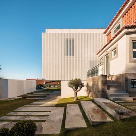 Restelo MGR House