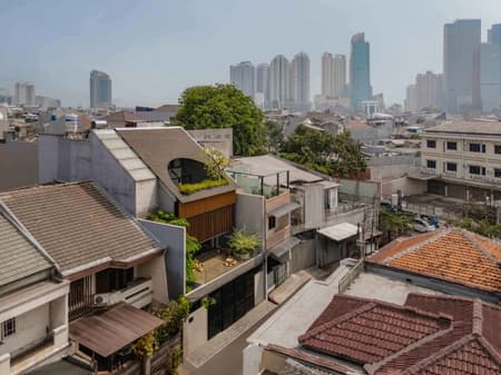 House of Dentist Couple