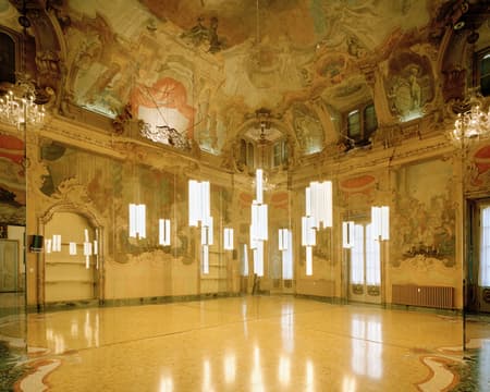 FLOS Palazzo Visconti