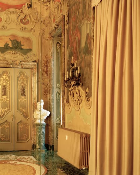 FLOS Palazzo Visconti