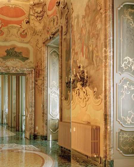 FLOS Palazzo Visconti