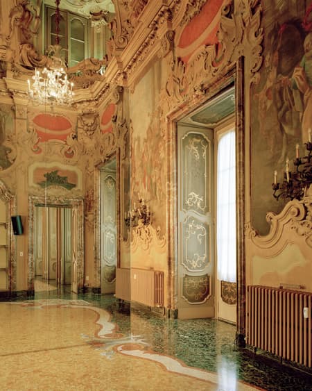 FLOS Palazzo Visconti