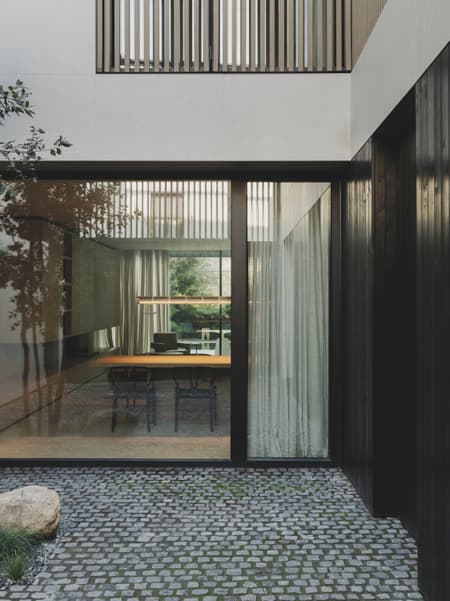 899 - S29 House