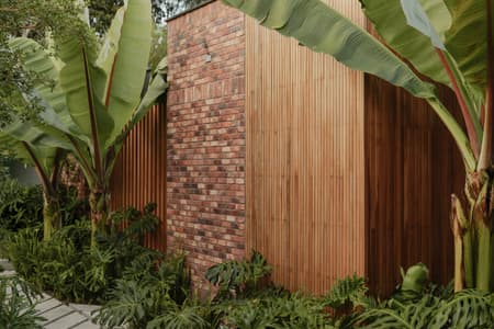 Dawn Enclosure