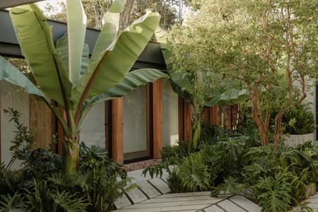 Dawn Enclosure