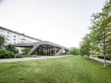 FOM University Pavilion