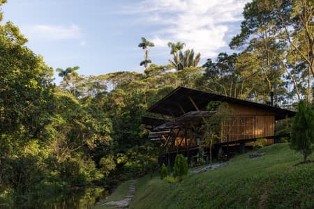 Hoguera de Madera Refuge