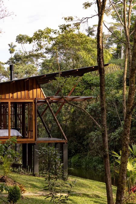 Hoguera de Madera Refuge