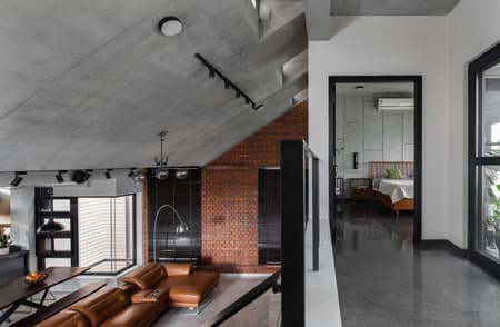 Triode Residence