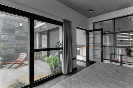 Triode Residence