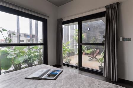 Triode Residence