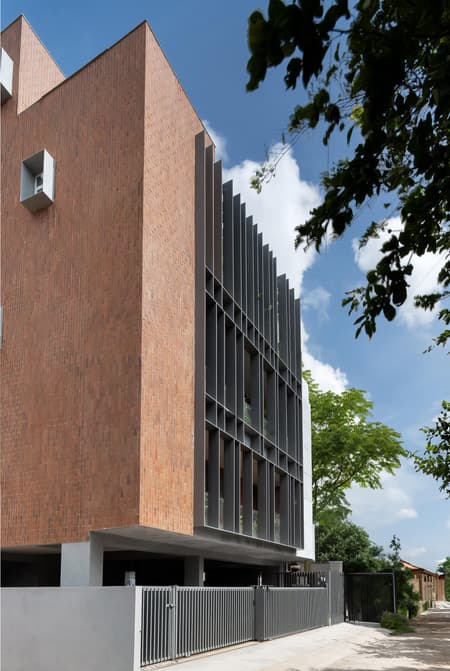 Triode Residence