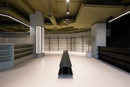 Send Location Flagship Store