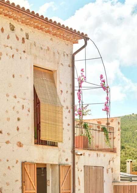 Ses Veles Housing