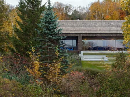 Lakeside Gallery Residence