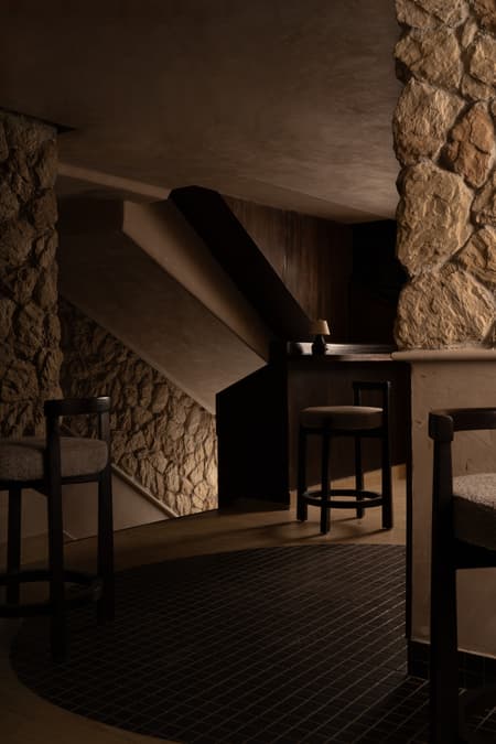 CallMe Ten Restaurant 