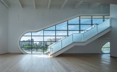  Shanghai Cofco Cultural & Health Center	