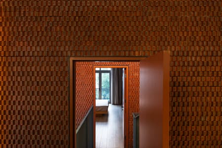 B.RED House