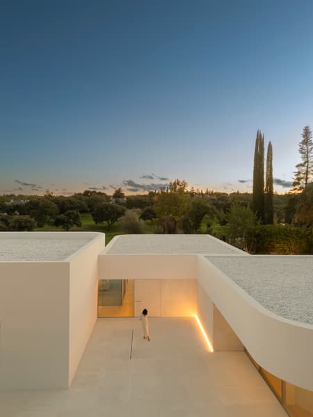 Villa 18, House in la Moraleja
