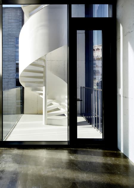 Triplet Code Sinsa Neighborhood Facility