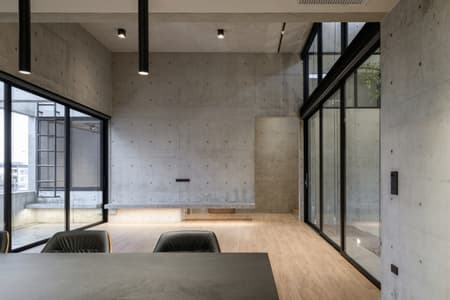 P Home