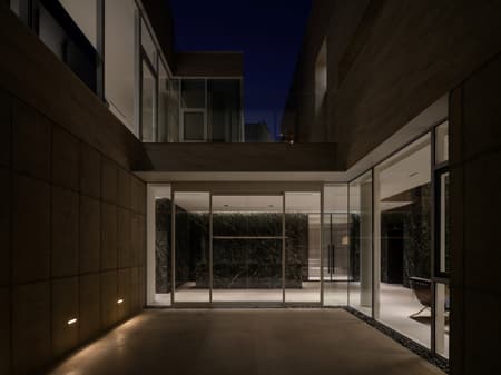 Oztile Showroom