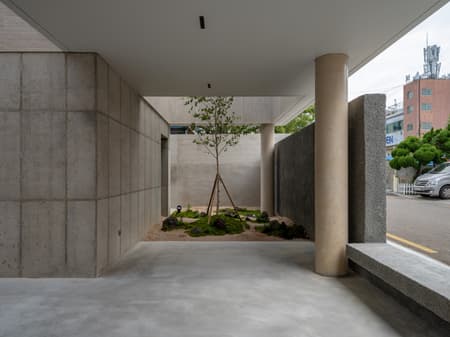 Oztile Showroom