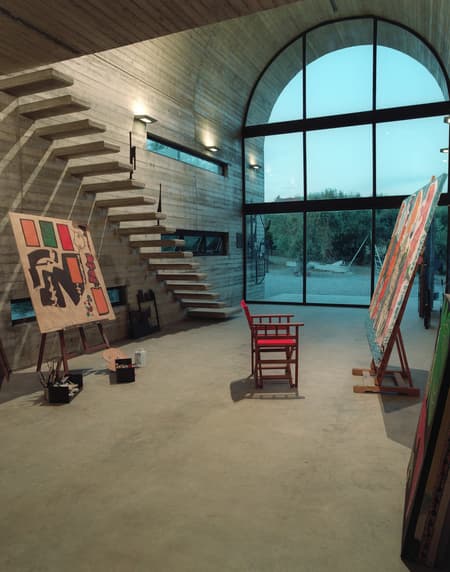 Art Warehouse