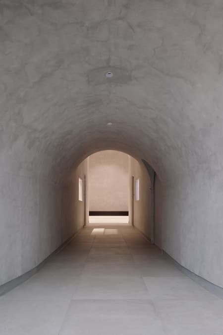 AK Plaza Museum C
