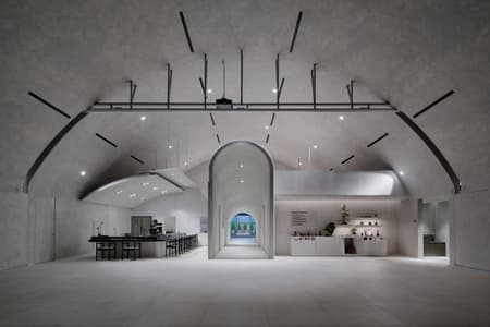 AK Plaza Museum C