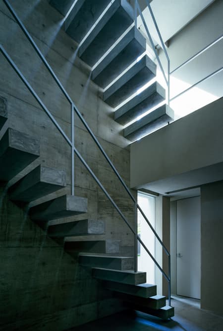 Two-Generation House in Tennoji-ku