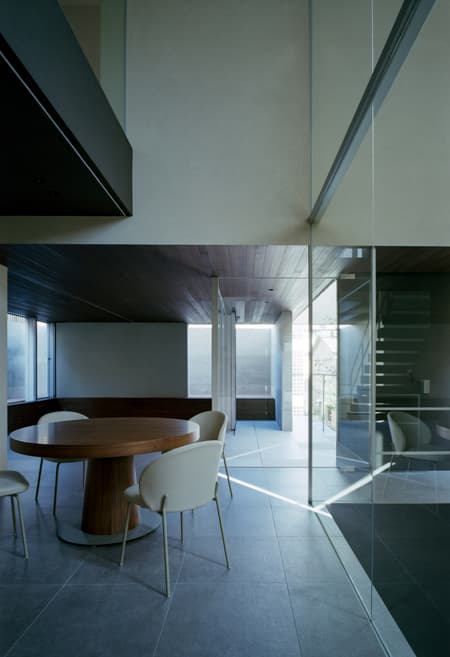 Two-Generation House in Tennoji-ku