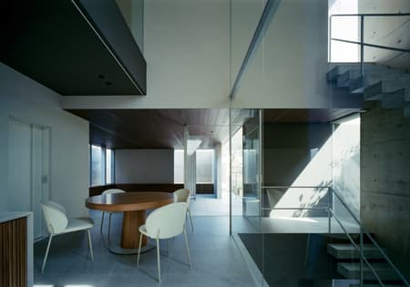 Two-Generation House in Tennoji-ku