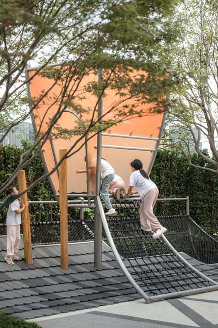 Myriad Homes' Lights Traditional Chinese Aesthetic Children's Space Under Kongming Lantern