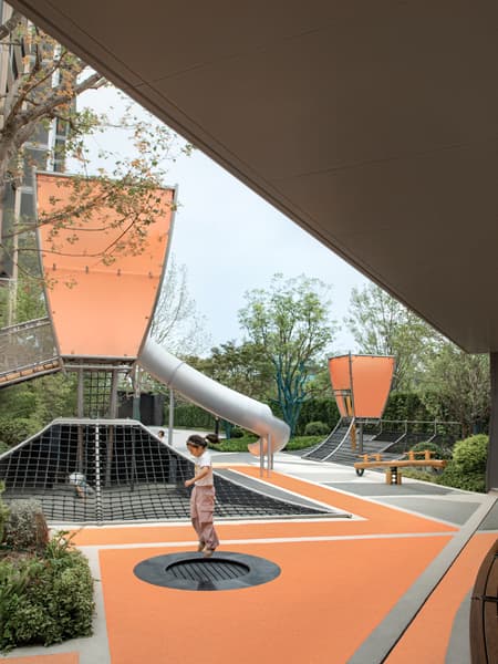 Myriad Homes' Lights Traditional Chinese Aesthetic Children's Space Under Kongming Lantern