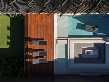 Península House