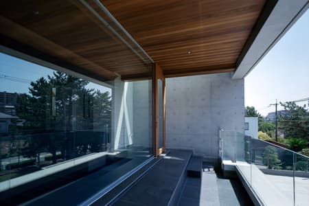 House and Office in Hokusetsu