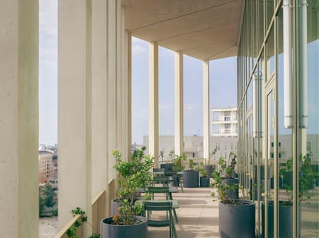 Facette Bordeaux Workspace