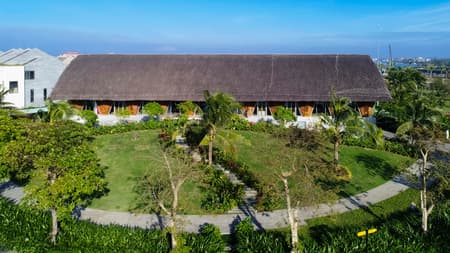 Casamia Community House