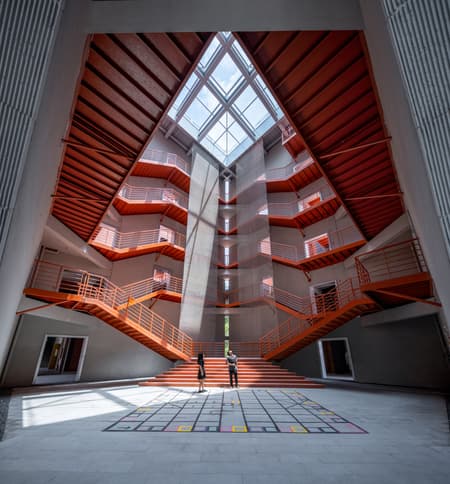 Yuanbo Building, Hub of Art Teachers