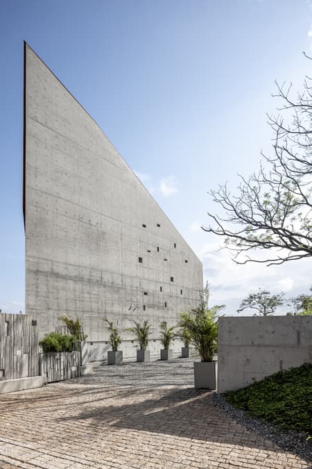 Paul Chiang Art Center