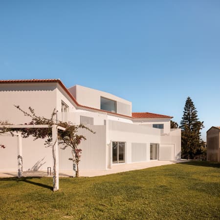 Soltróia House