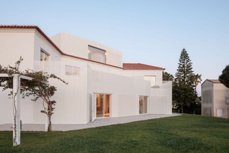 Soltróia House