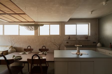 TINY HOUSE