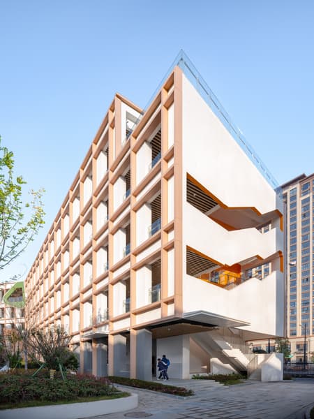 Quzhou No.6 Experimental School