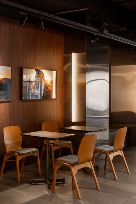 hub.4308 is Inclusive Narrative-Driven Social Hub for Veterans and Civilians