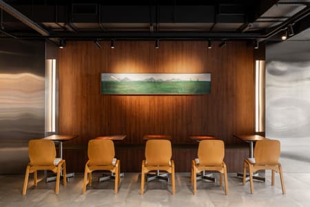 hub.4308 is Inclusive Narrative-Driven Social Hub for Veterans and Civilians
