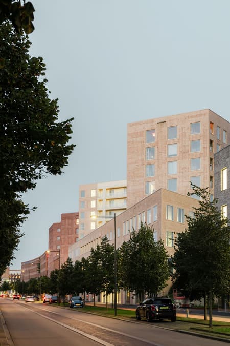 5TRACKS Mixed-Use District