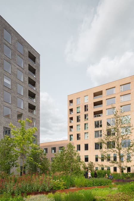 5TRACKS Mixed-Use District